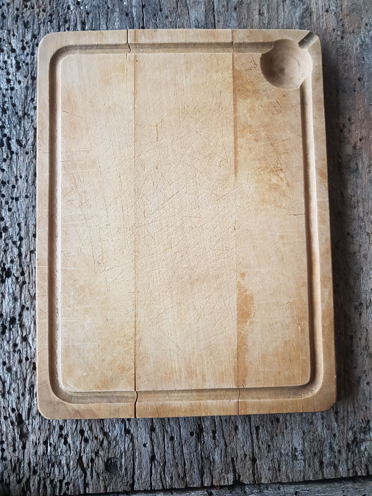 Solid wood cutting board 1970