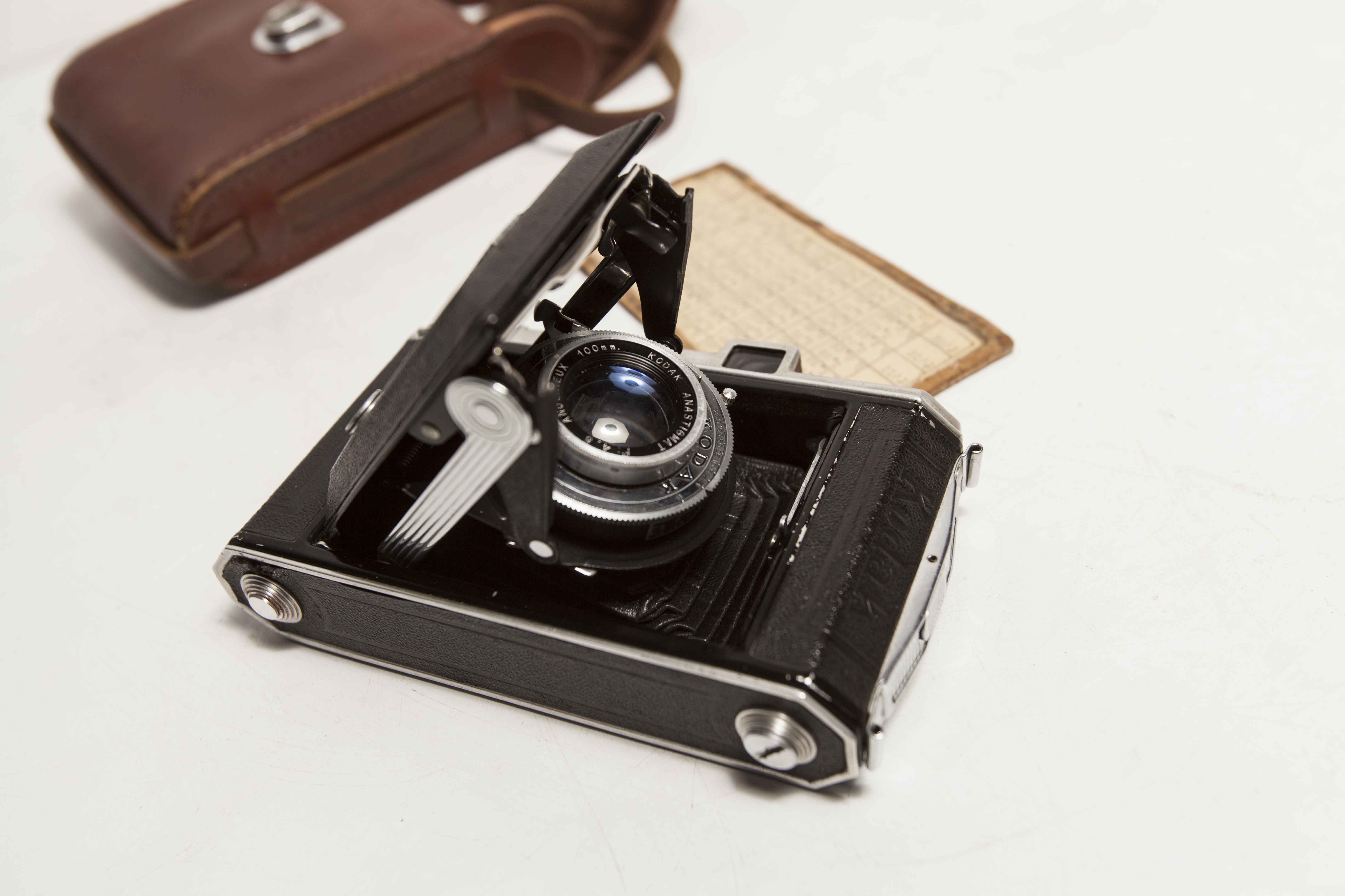Camera Kodak Folding 620 bellows leather 1950