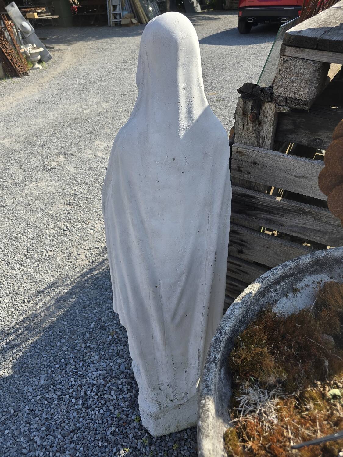 Stone statue of the Holy Virgin