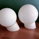 Deux appliques boule en opaline