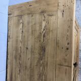 Country buffet in pitchpin