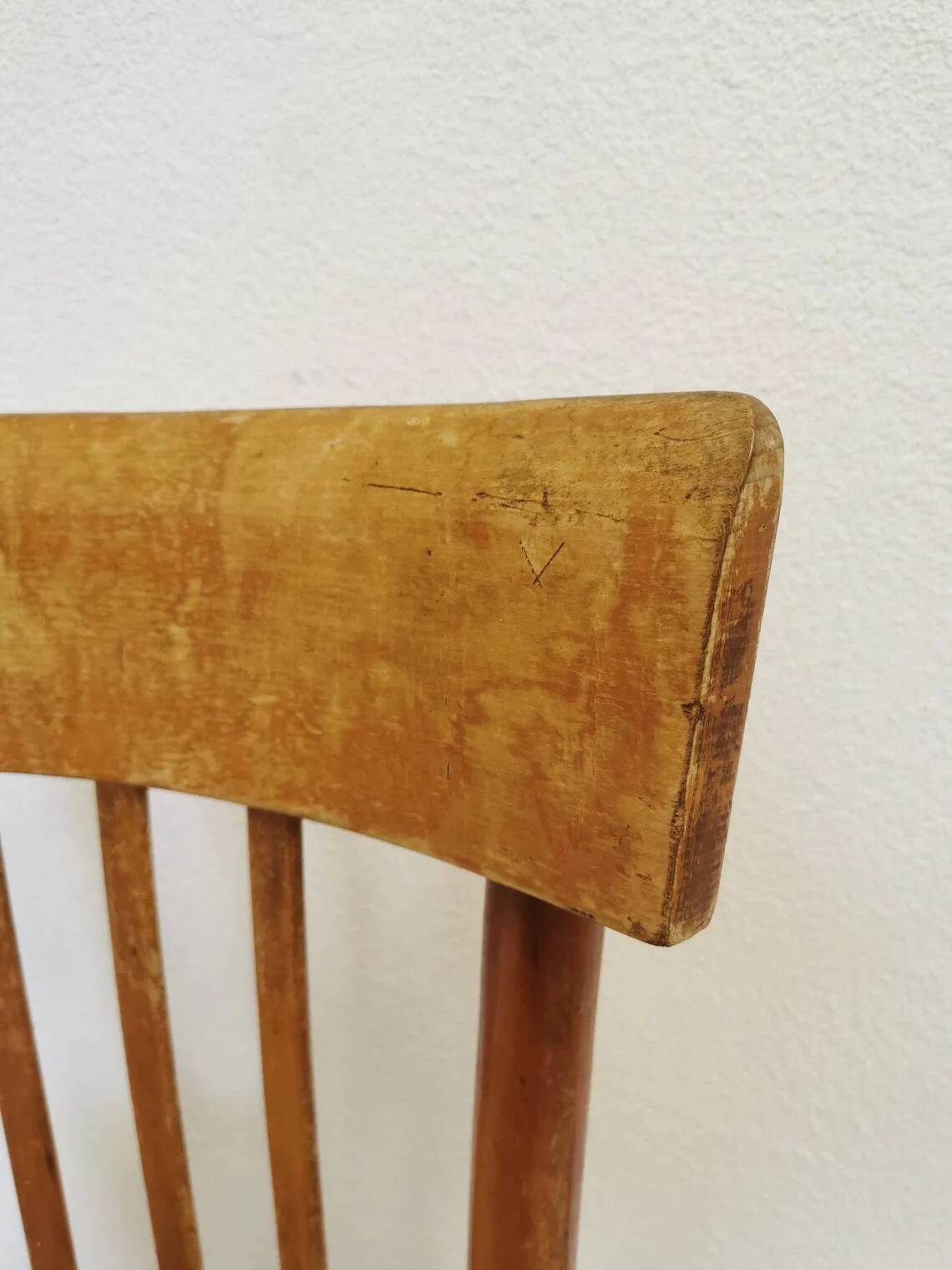 Chaise de salle à manger vintage en rotin : Yougoslavie des années 1970, intérieur bohème