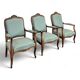 Série de 3 fauteuils de style Louis XV en chêne
