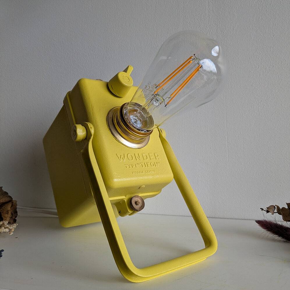 Vintage table lamp Wonder Tifon yellow