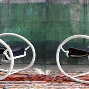 Rocking chair Memphis Ellipse leather Les Amisco with its cushion