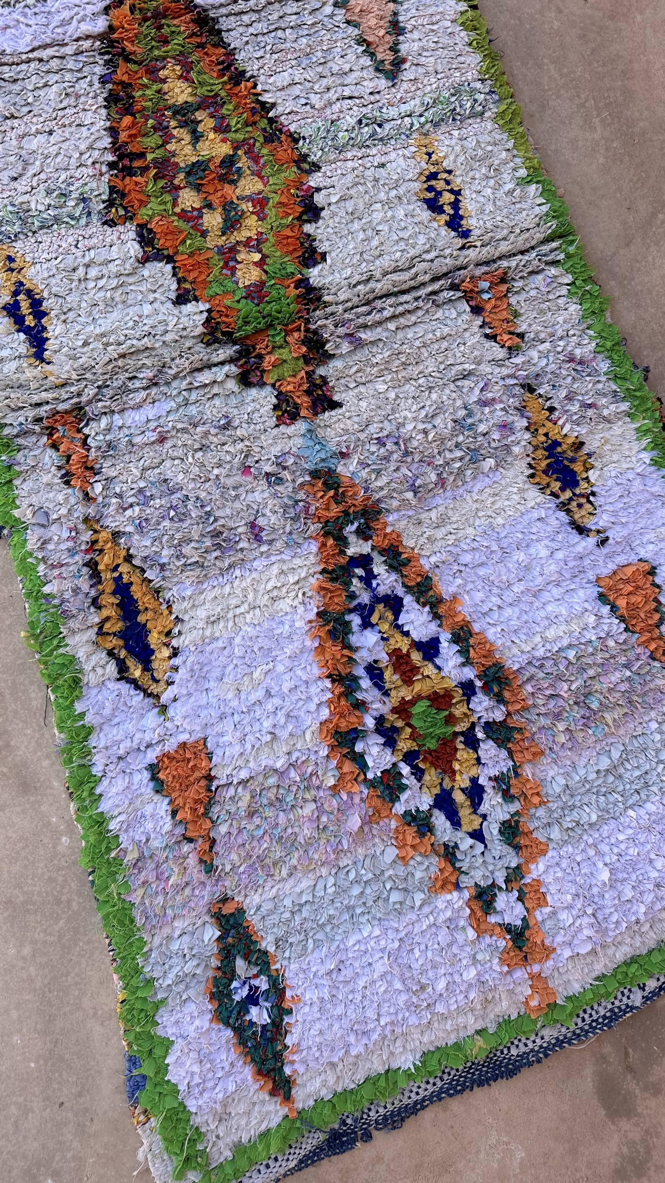 Colorful Moroccan rug - 83 x 167 cm