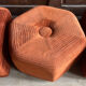 4 poufs