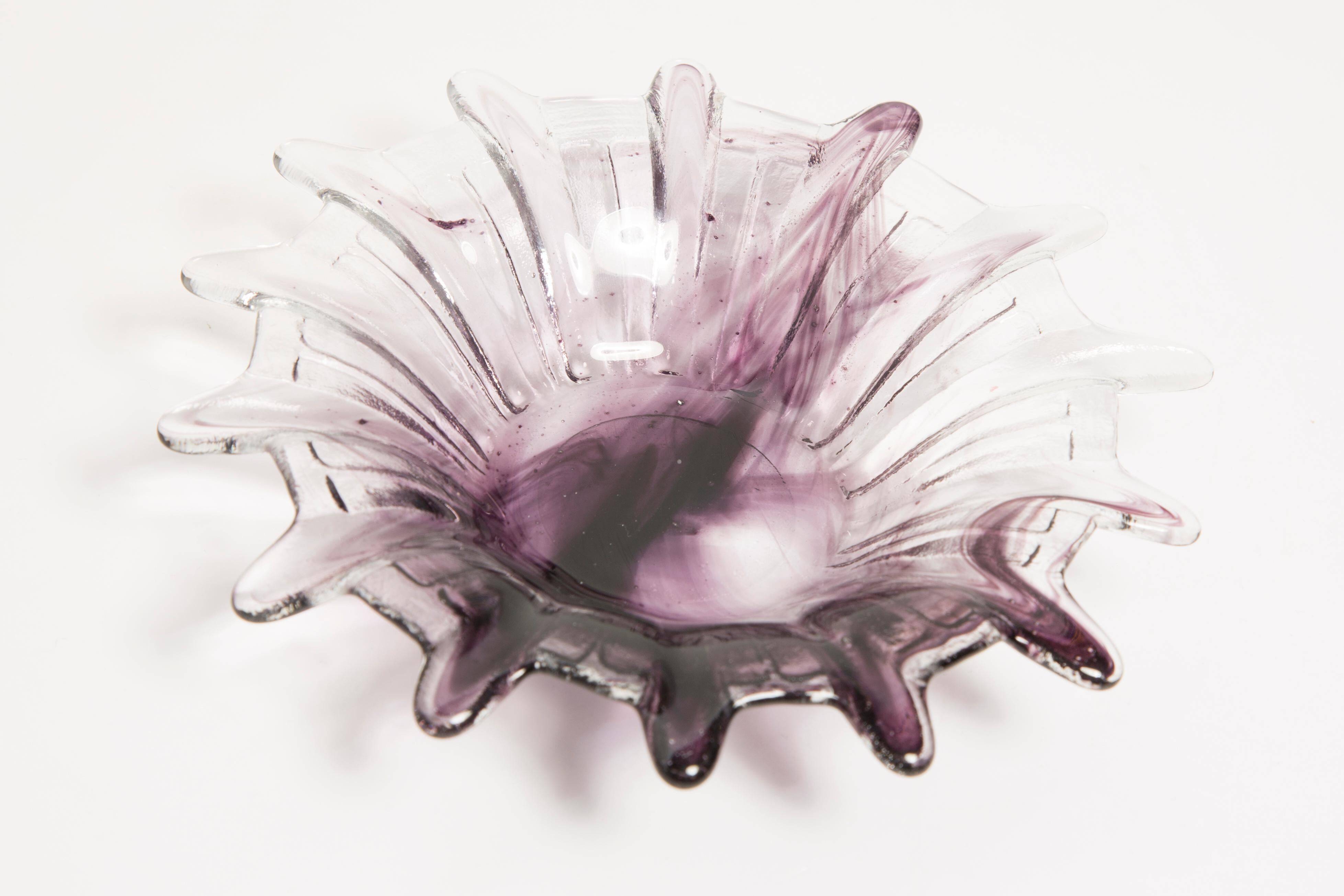 Pair of decorative plates/glasses in light purple vintage glass, Italy, 1960s