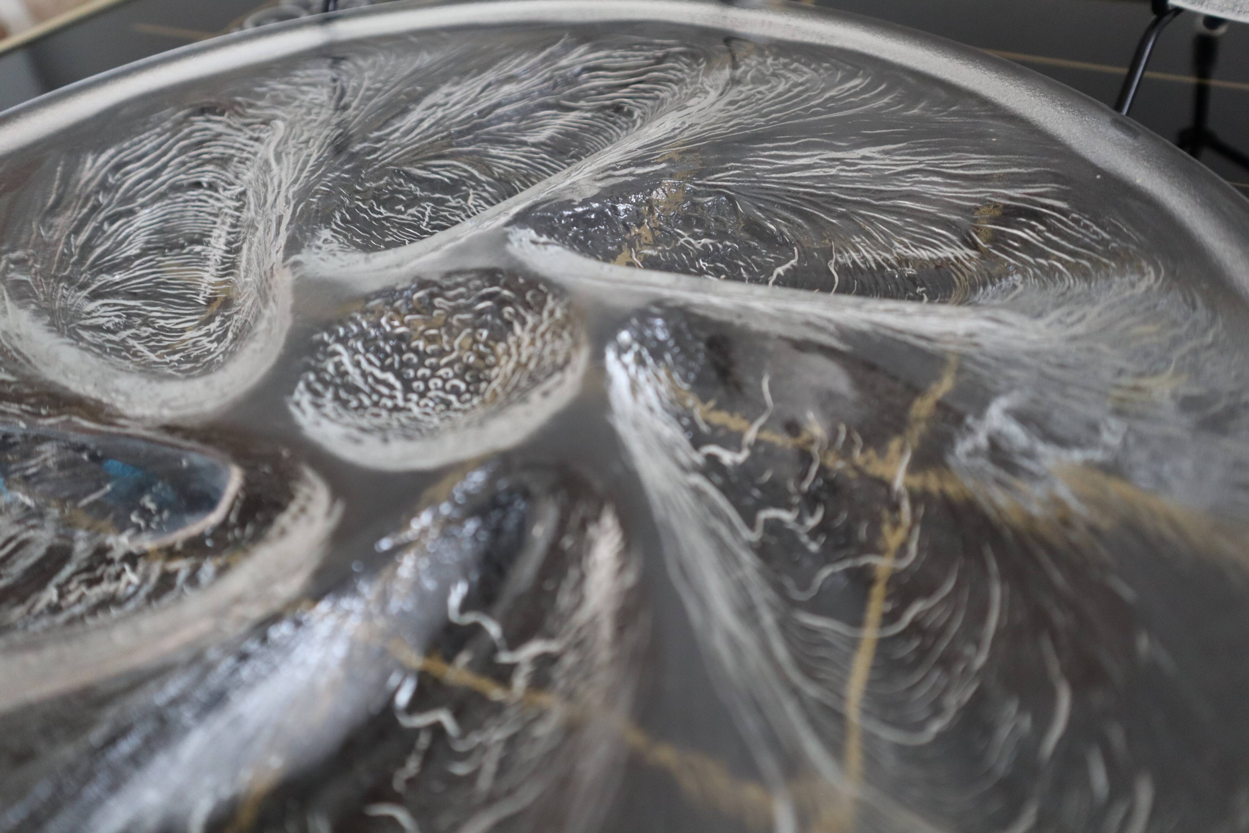 6 oyster plates and its 6 embossed glass forks, 1970s