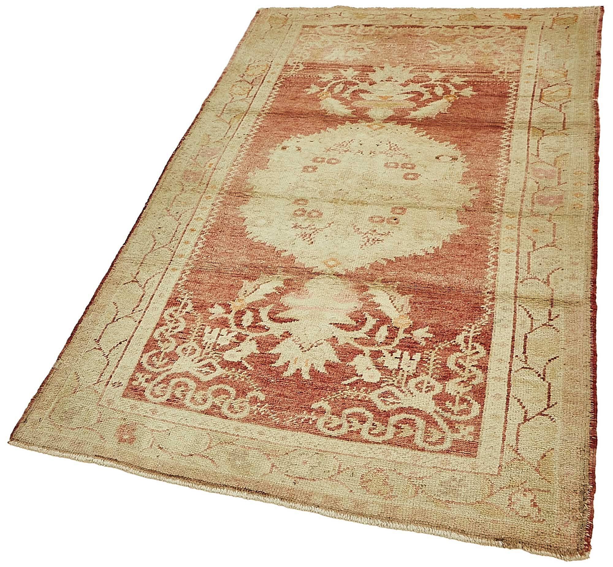Tapis vintage anatolien turc 106 cm x 190 cm