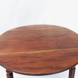 Round flap table
