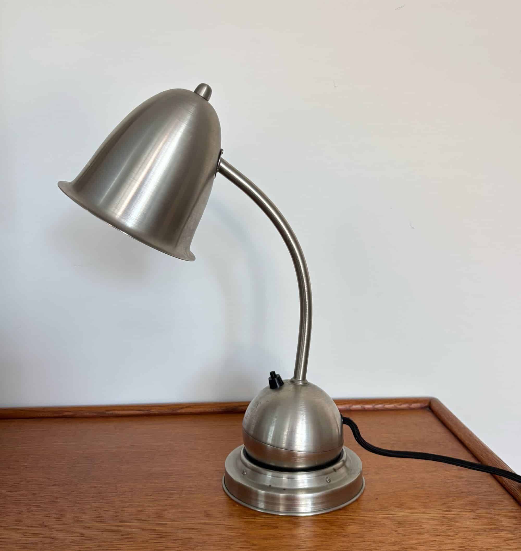 The Tumbler (De Tuimelaar) desk lamp, W.H. Gispen for Daalderop, ca. 1928