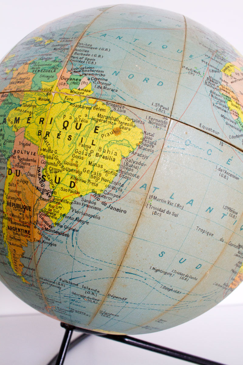 Globe Terrestrial Girard and Barrère
