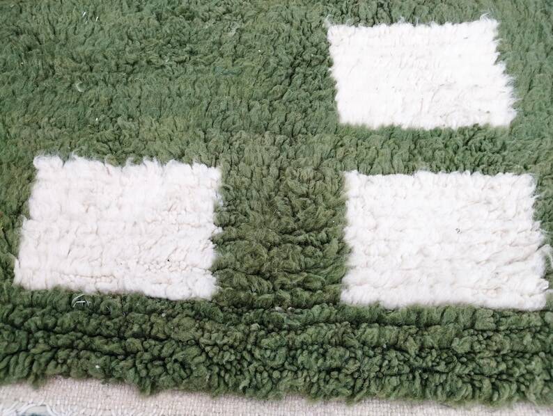 Moroccan Berber rug 250cmx150cm