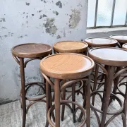 Set of 8 bistro-style bar stools Baumann.