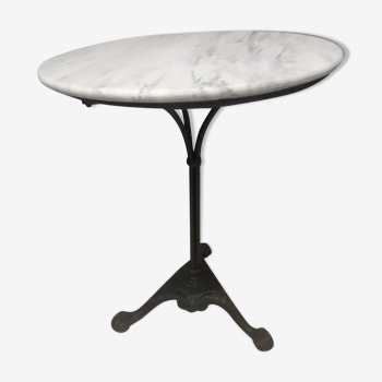 Bistrot's white marble table 1900s
