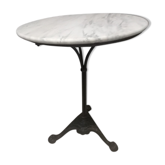 Bistrot's white marble table 1900s