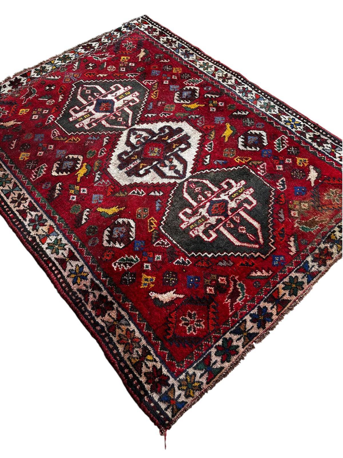 Tapis persan fait main 165cm x 120cm