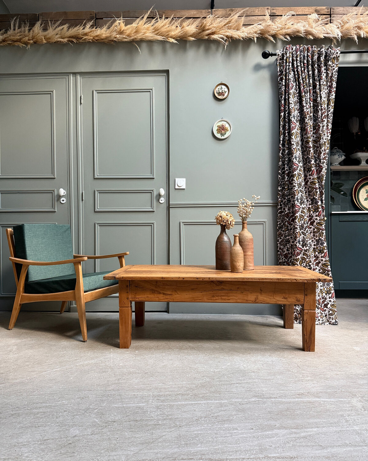 Large vintage coffee table in solid wood (renovated)