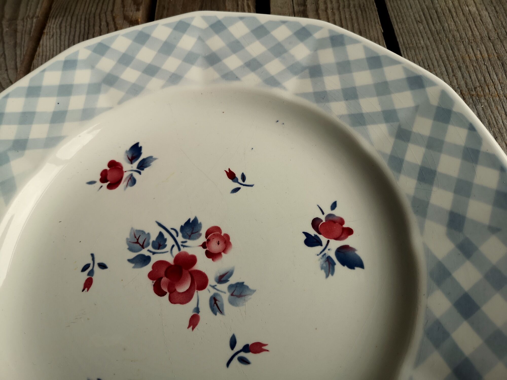 Old Round Plate in Ceramics by Digoin Sarreguemines Model Bastia