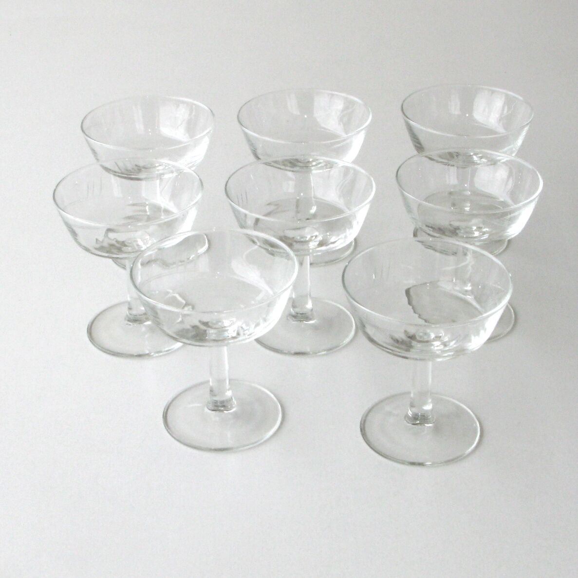 8 old champagne glasses vintage model in cut glass
