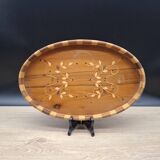 Oval wooden tray with flowers
