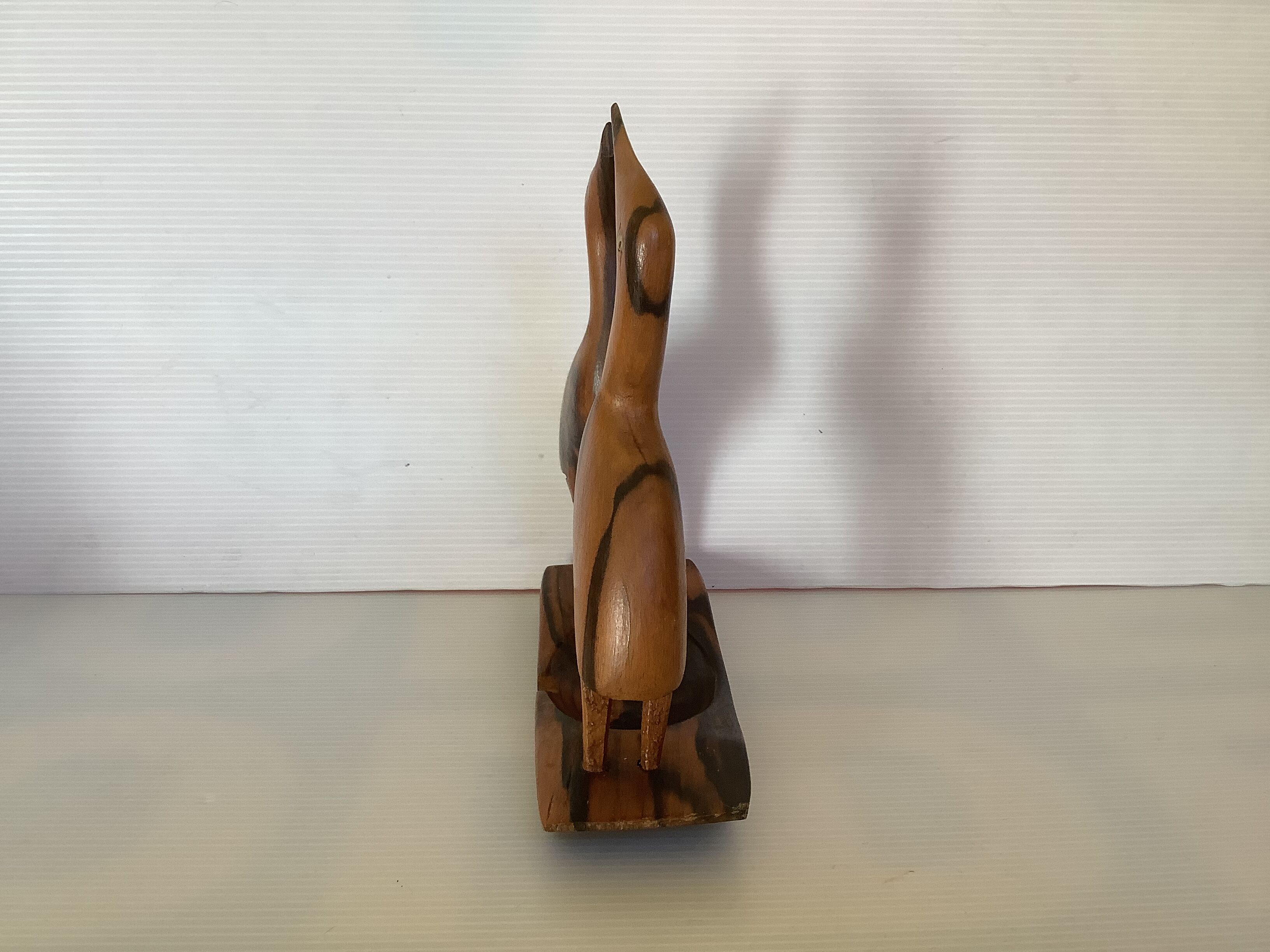 Empty ashtray wooden bird pocket