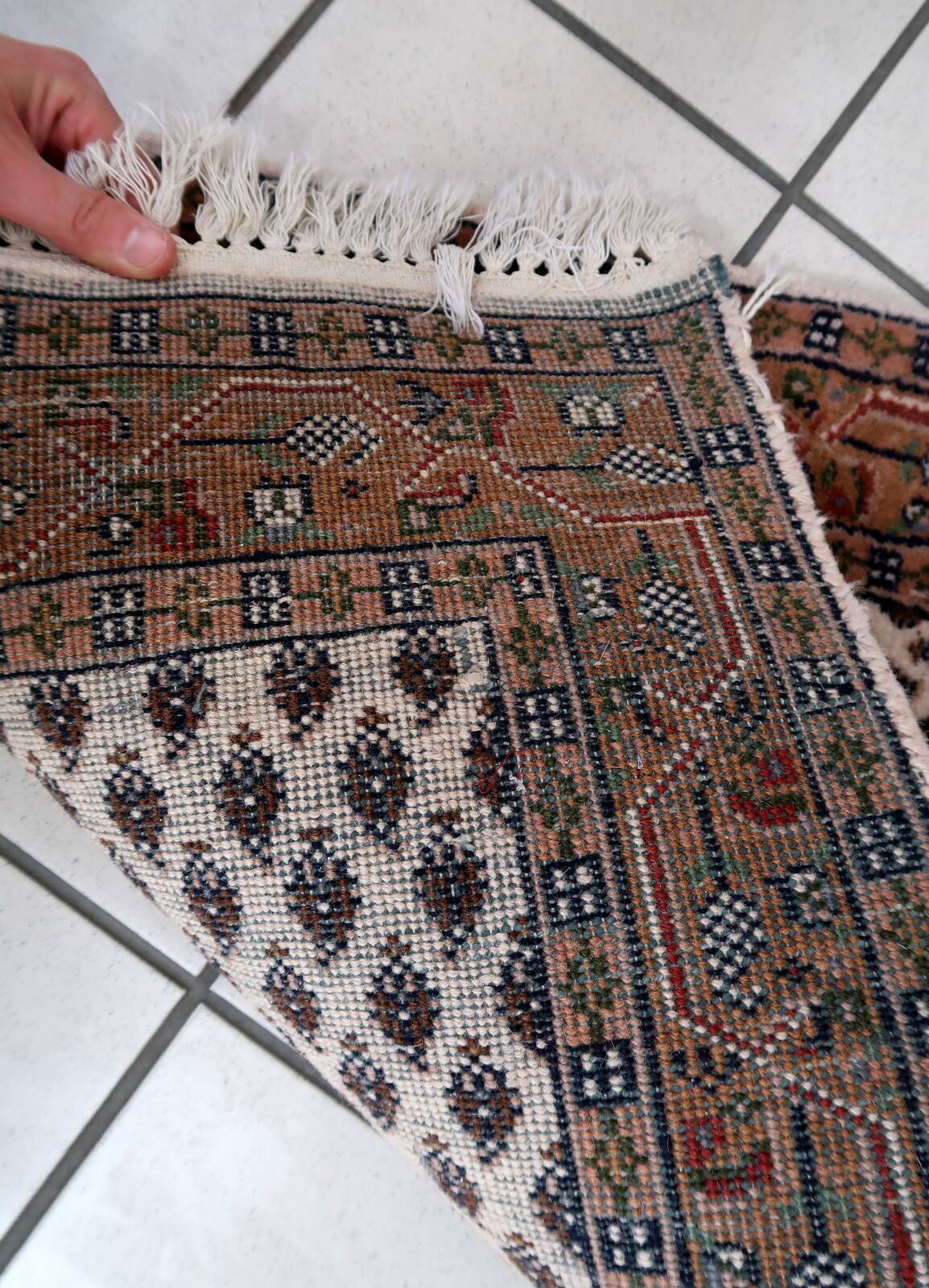 Tapis vintage indien Seraband fait main en laine – 56 x 89 cm – Années 1970