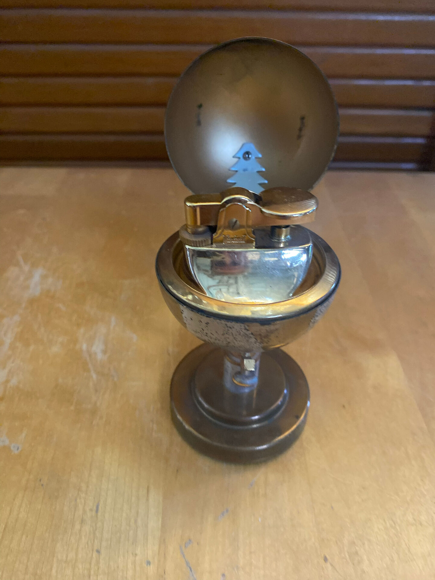Vintage 1960s Brass World Map Globe Lighter #E2
