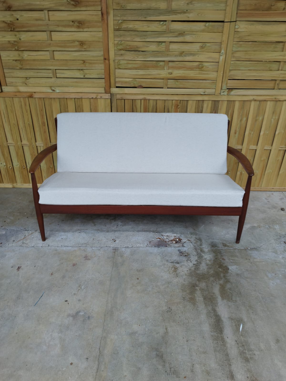 Scandinavian teak bench Grete Jalk - France & Søn