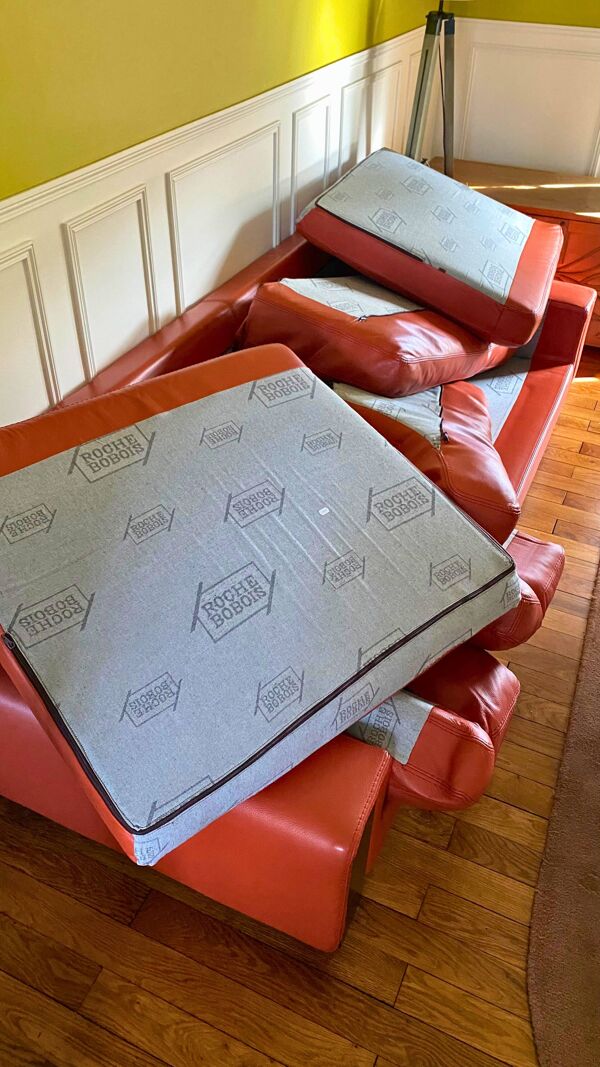 Canapé 3 places en cuir fauve modèle Ascot par Roche Bobois