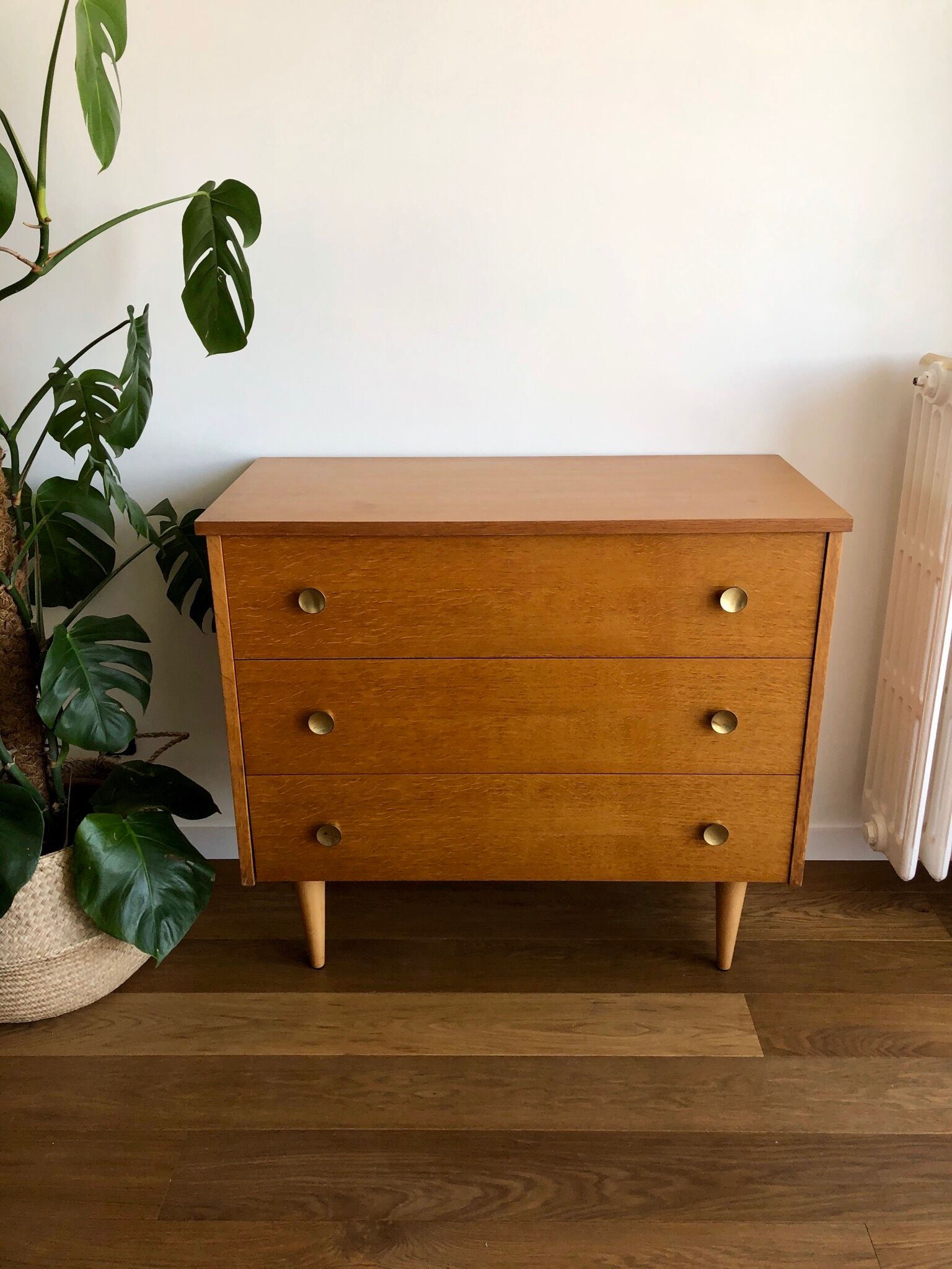 50/60s dresser