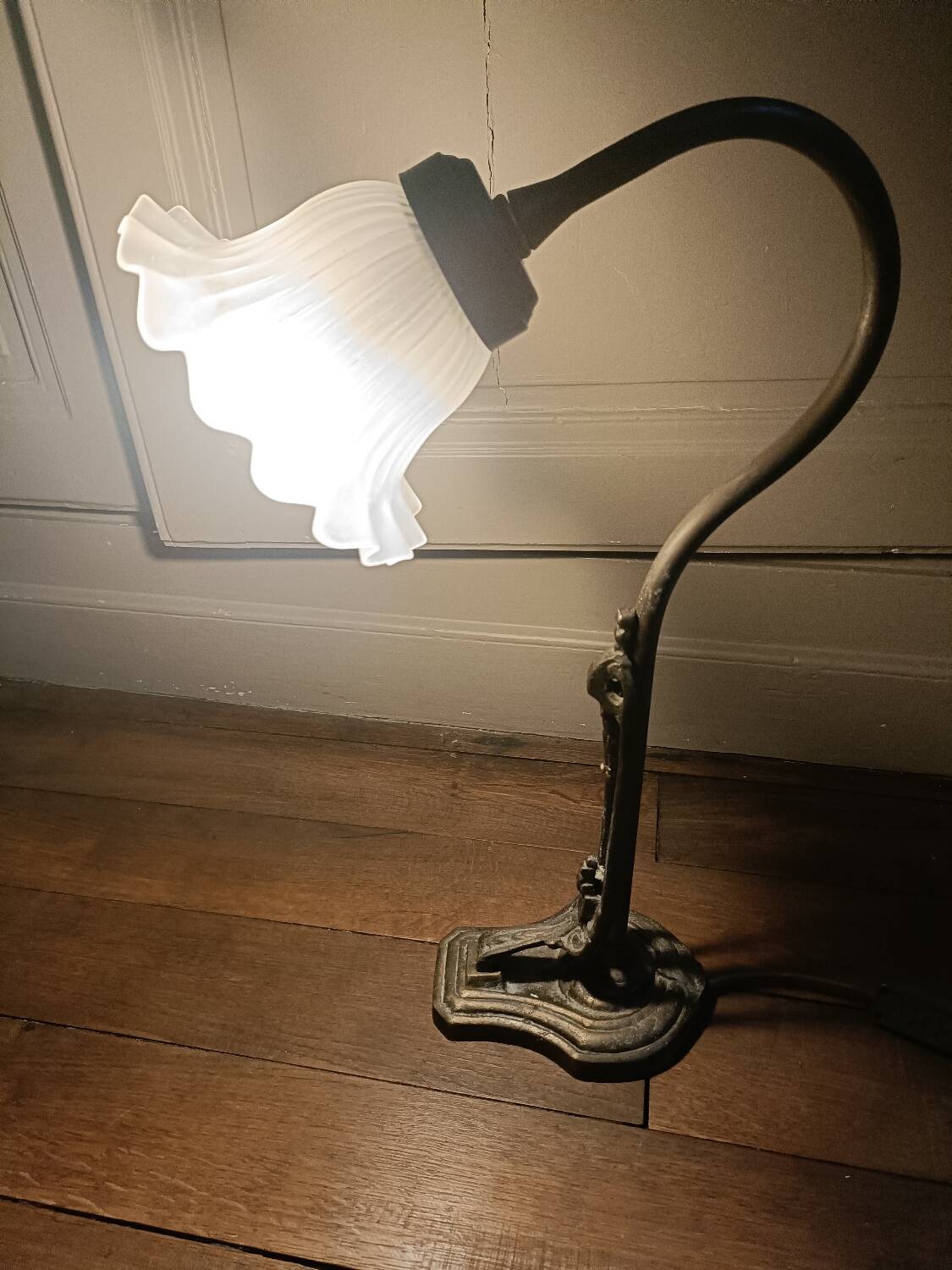 Art Deco gooseneck lamp
