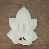Hand-carved vine leaf wooden empty pocket