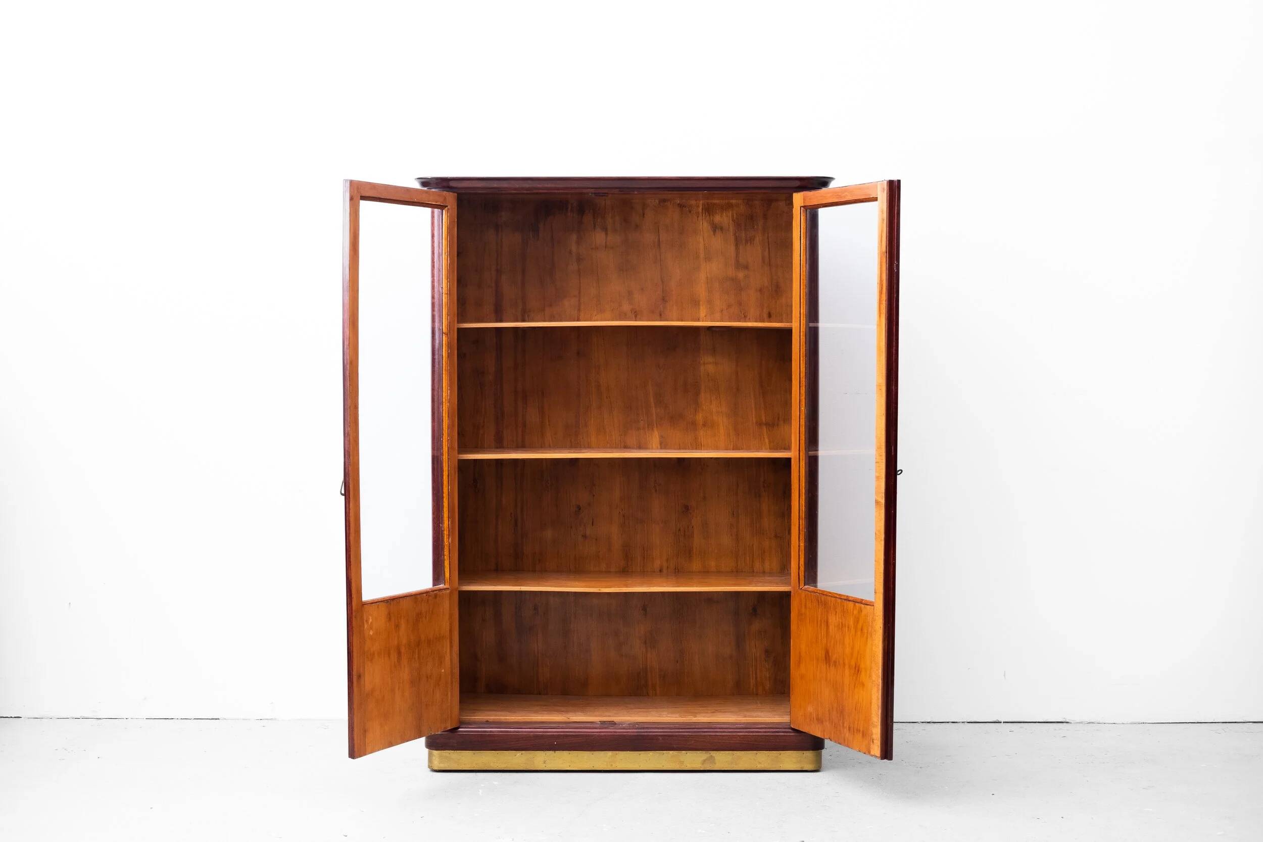 Original Art Nouveau bookcase (Vienna, circa 1910)
