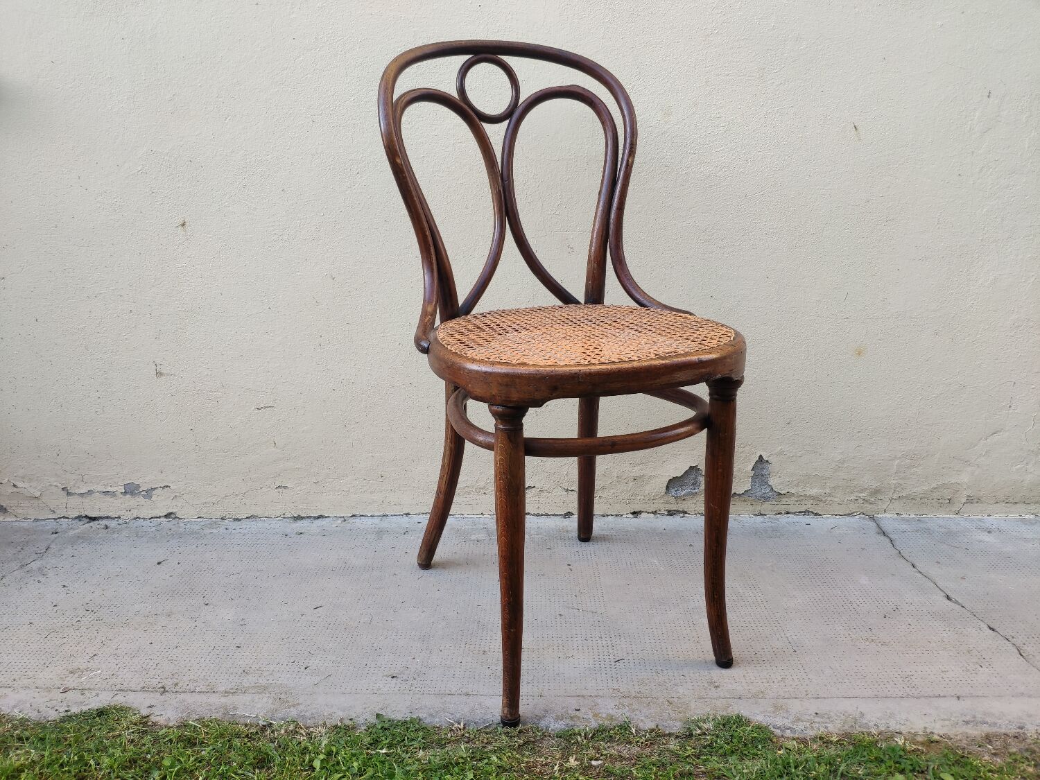 Pair of Thonet chairs nr 19/1 from 1888 ca