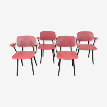 Lot de 4 chaises modèle Revolt de Friso Kramer