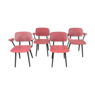 Lot de 4 chaises modèle Revolt de Friso Kramer