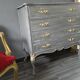 Commode patinée style Louis XV