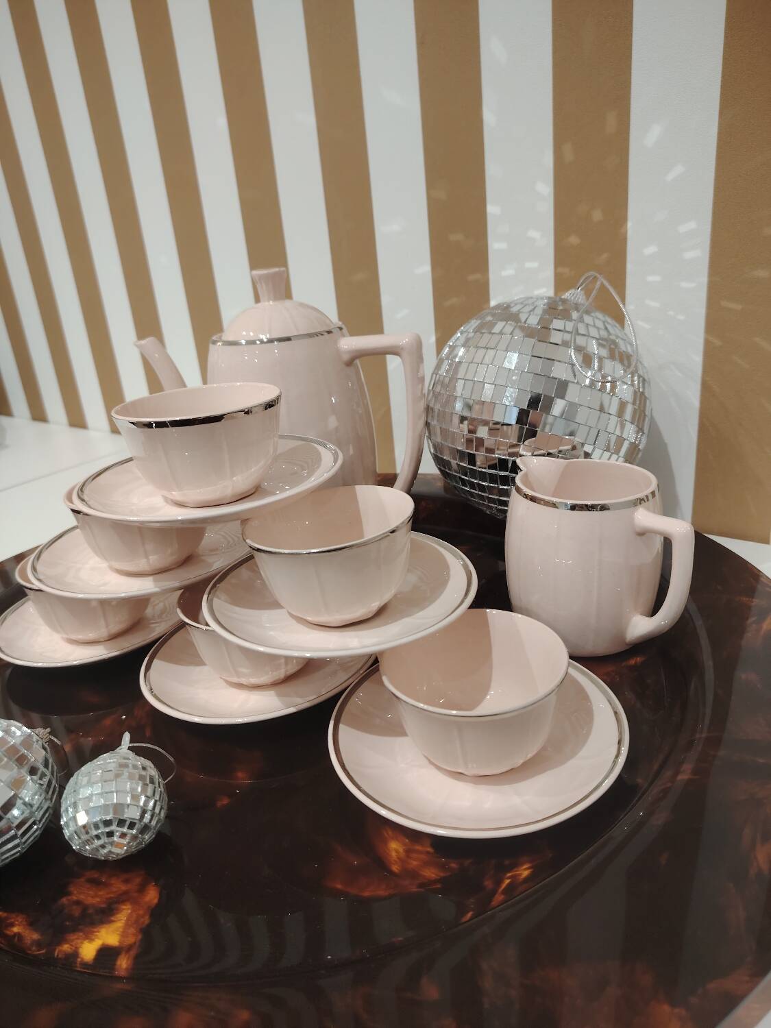 Saint Amand coffee service