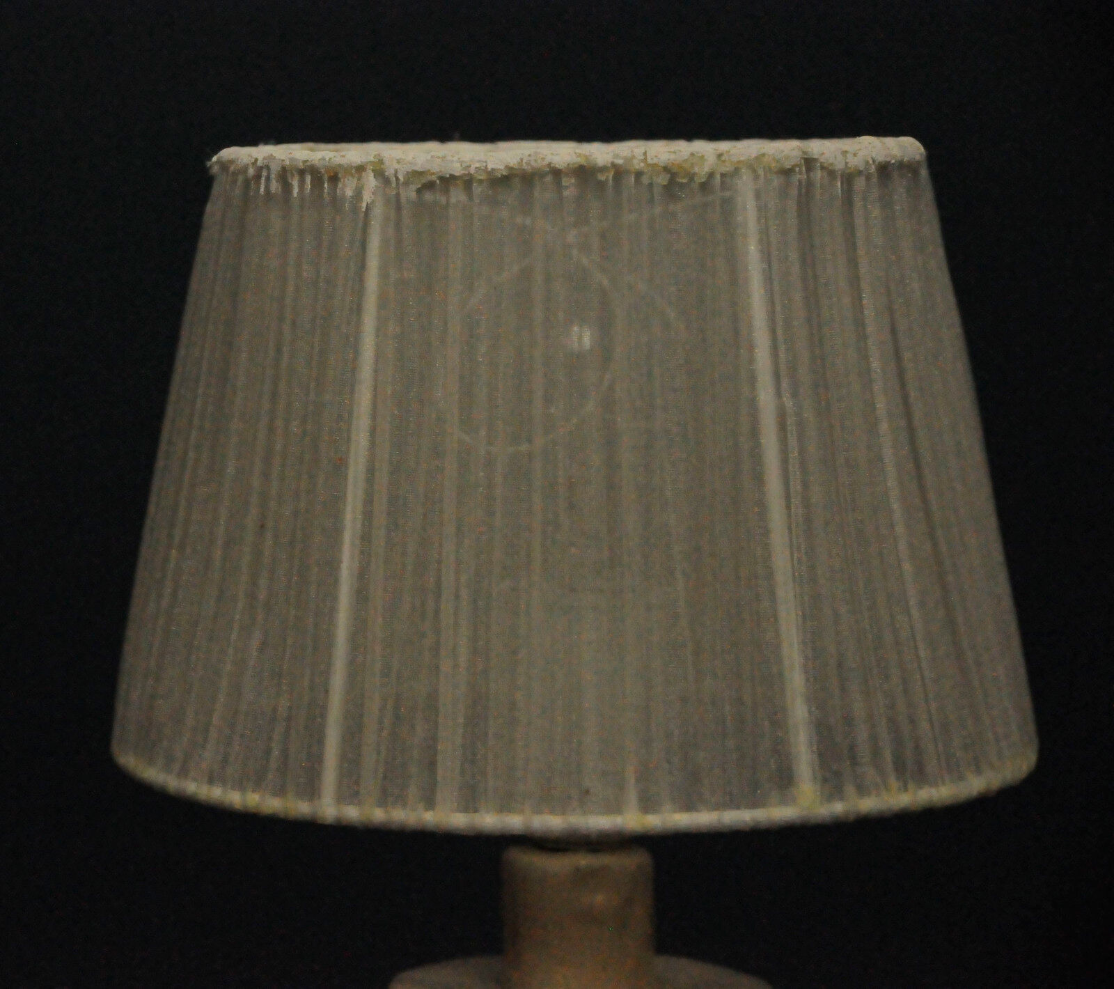 Scandinavian ceramic artisanal lamp