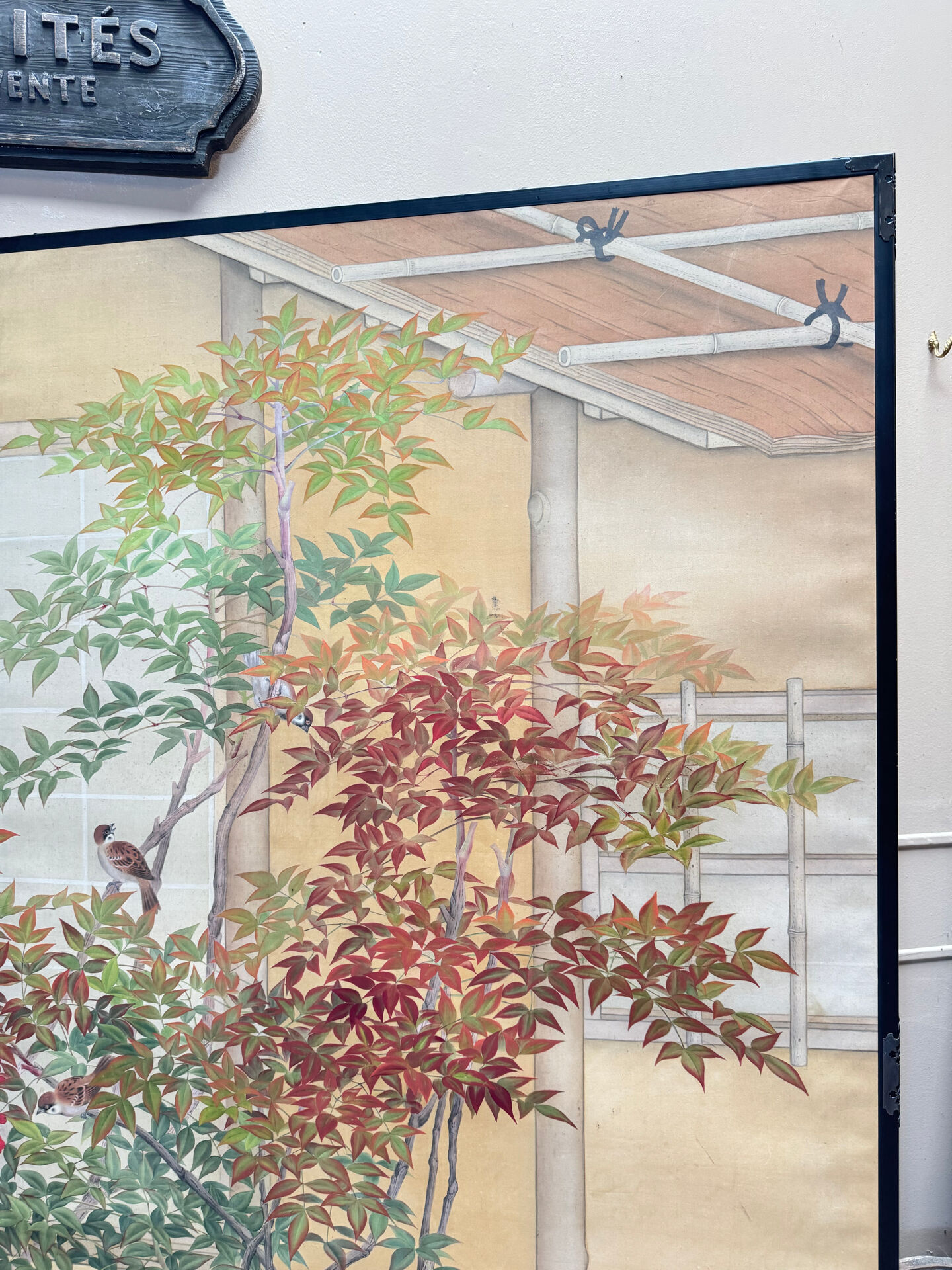 Two-panel screen with a decoration of plants and birds, Japan.