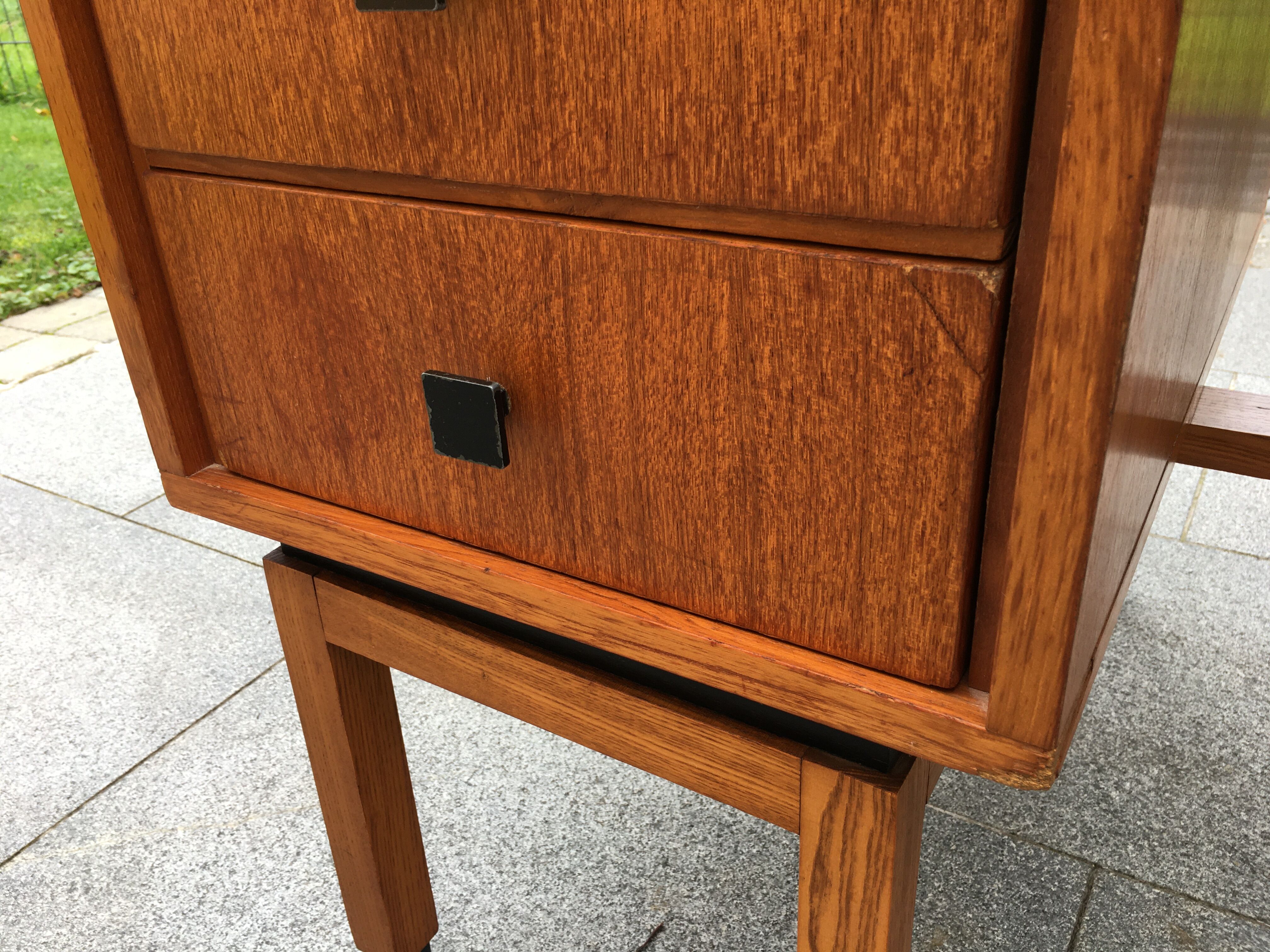 Bureau moderniste MDK en teck Belgique années 60