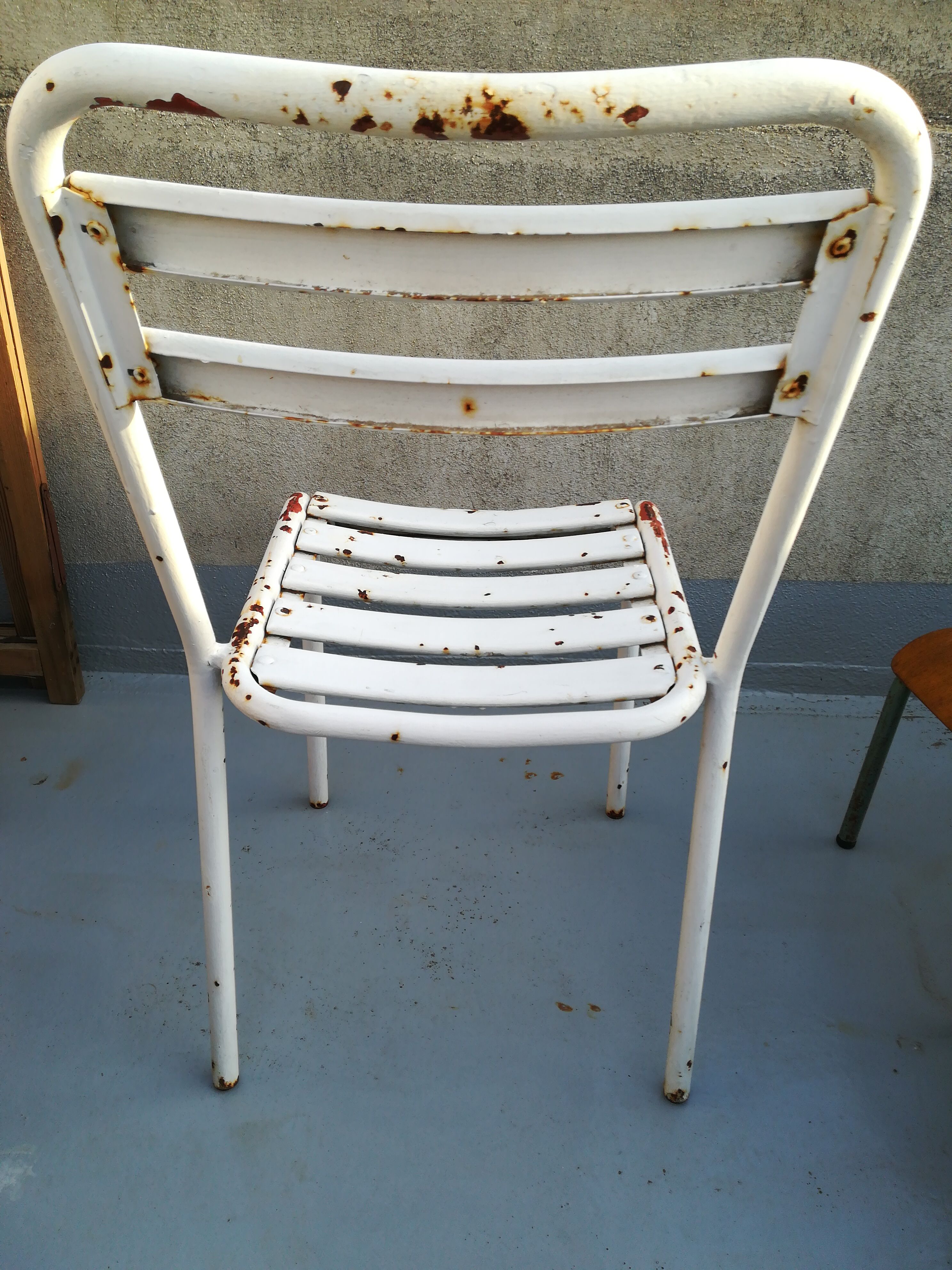 Chaise en metal Tolix