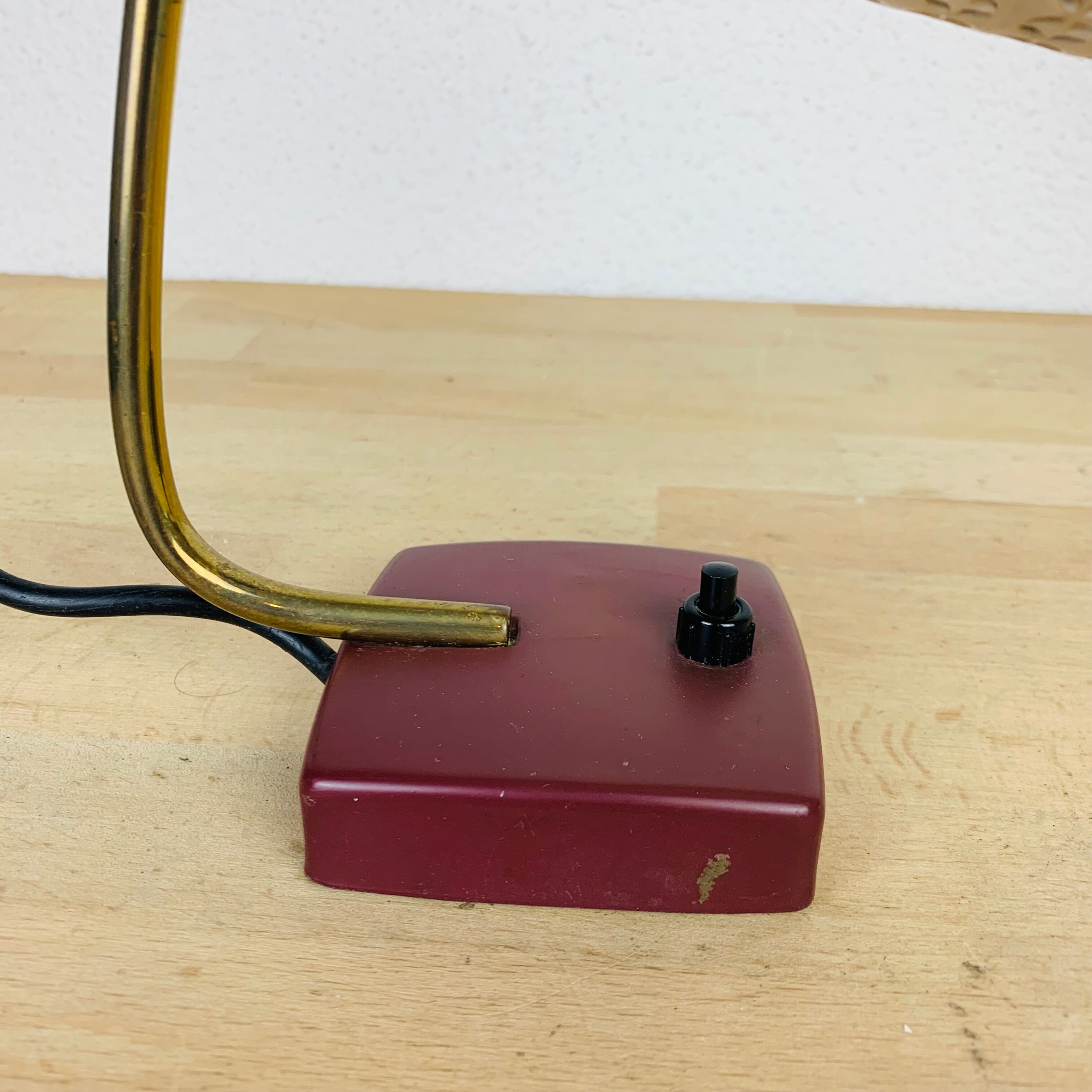 Lamp cocotte years 50red perforated metal