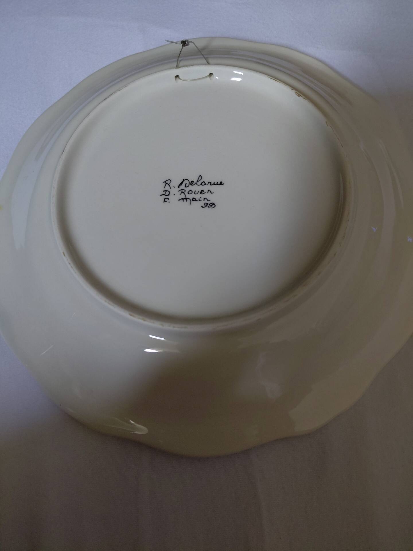 Flat plate Rouen earthenware