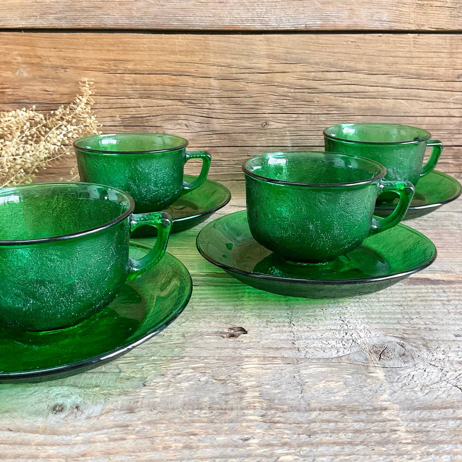 4 Arcoroc Sierra green cups