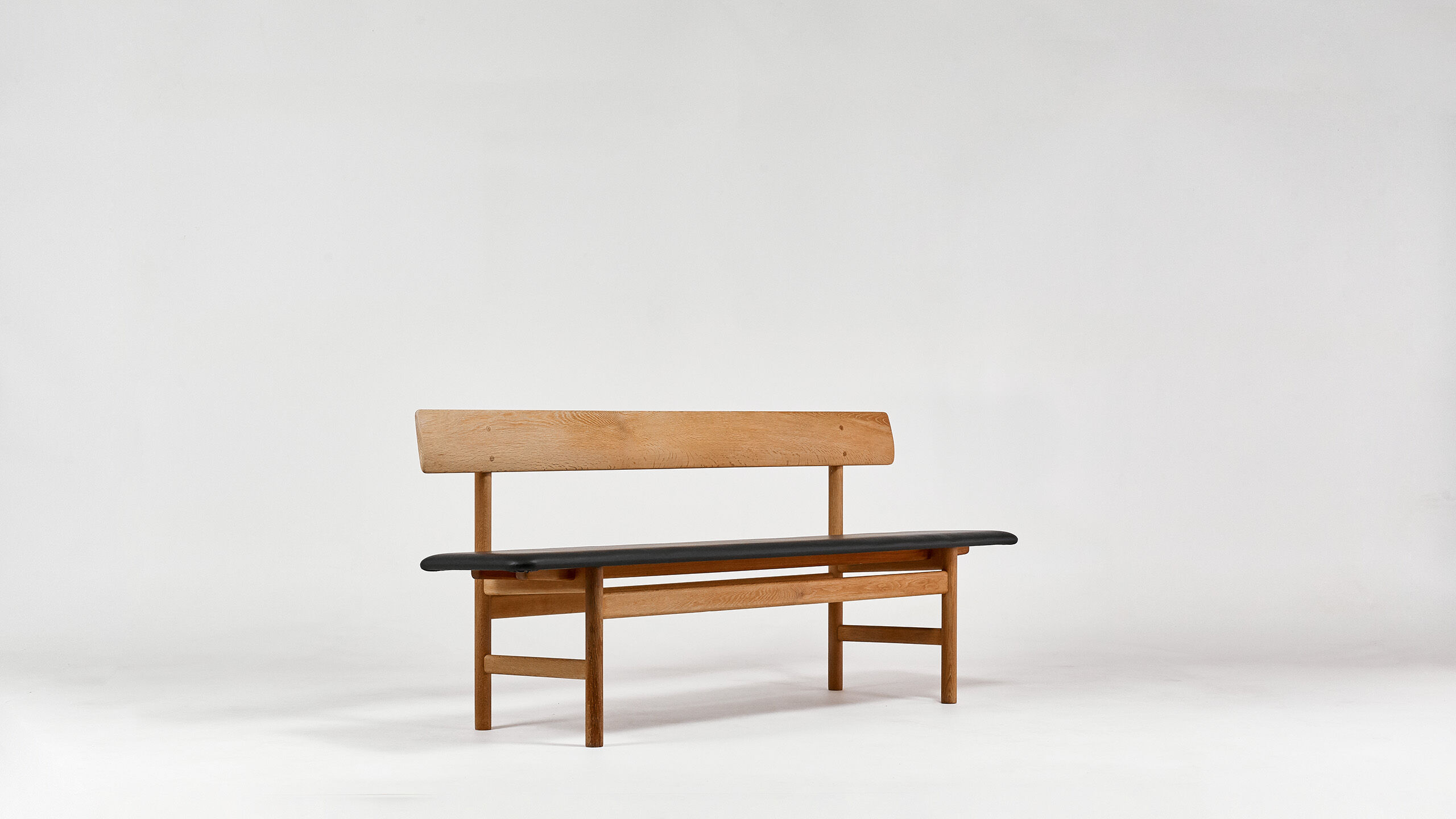 Model bench 3171, Børge Mogensen for Fredericia, Denmark, 1960