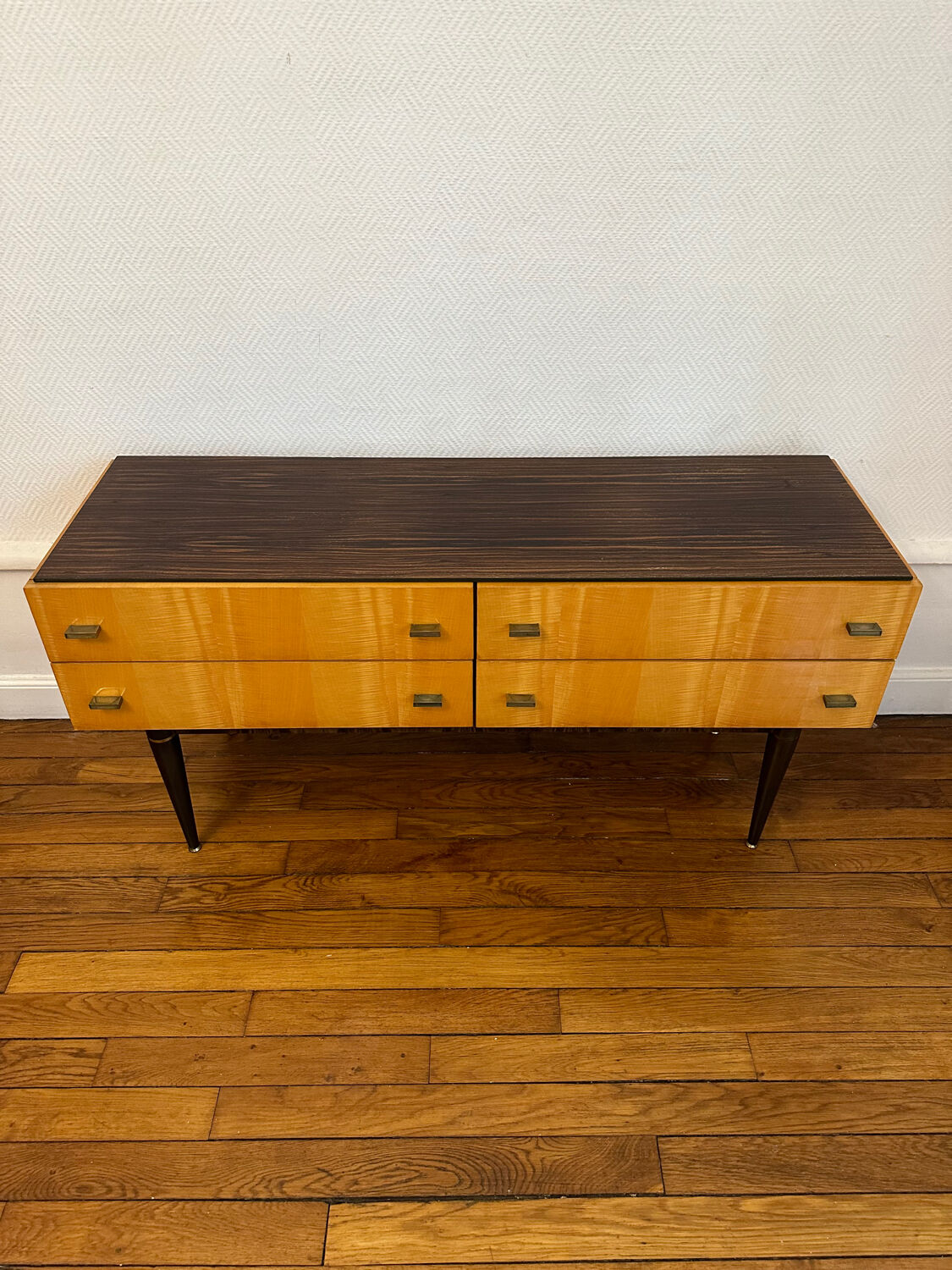 Vintage tv cabinet