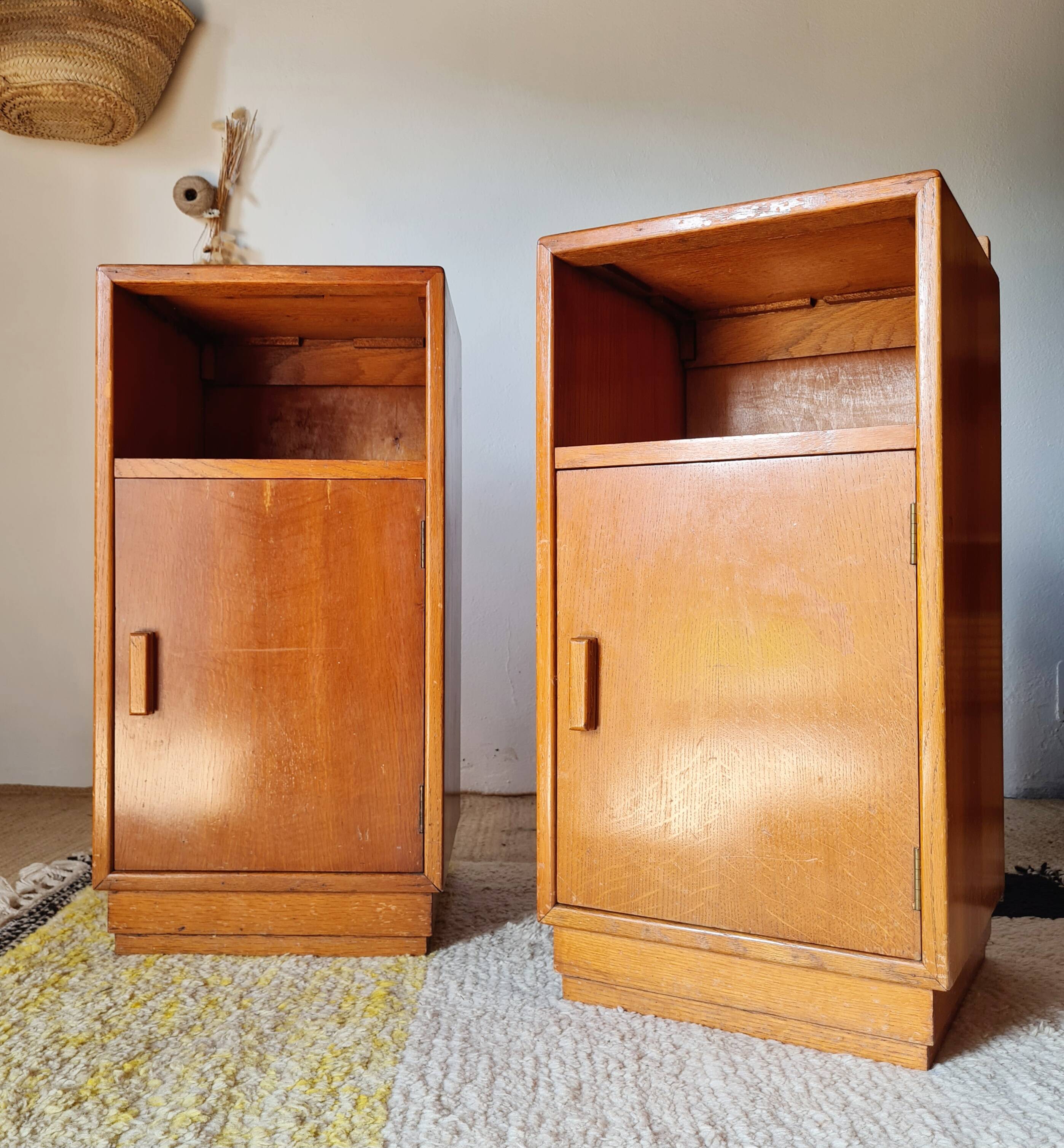 Art Deco pair of bedside tables in light oak by A. Gardner & Son